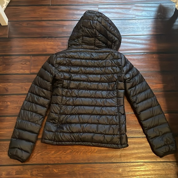 Aritzia TNA coat…VERY GOOD condition…size XS - Picture 4 of 4